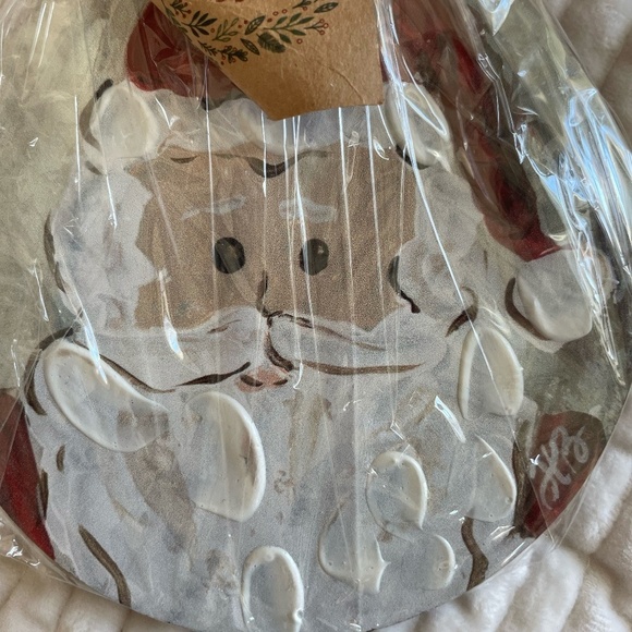 HAND PAINTED SANTA CHRISTMAS ROUND ORNAMENT NWT - Picture 3 of 7